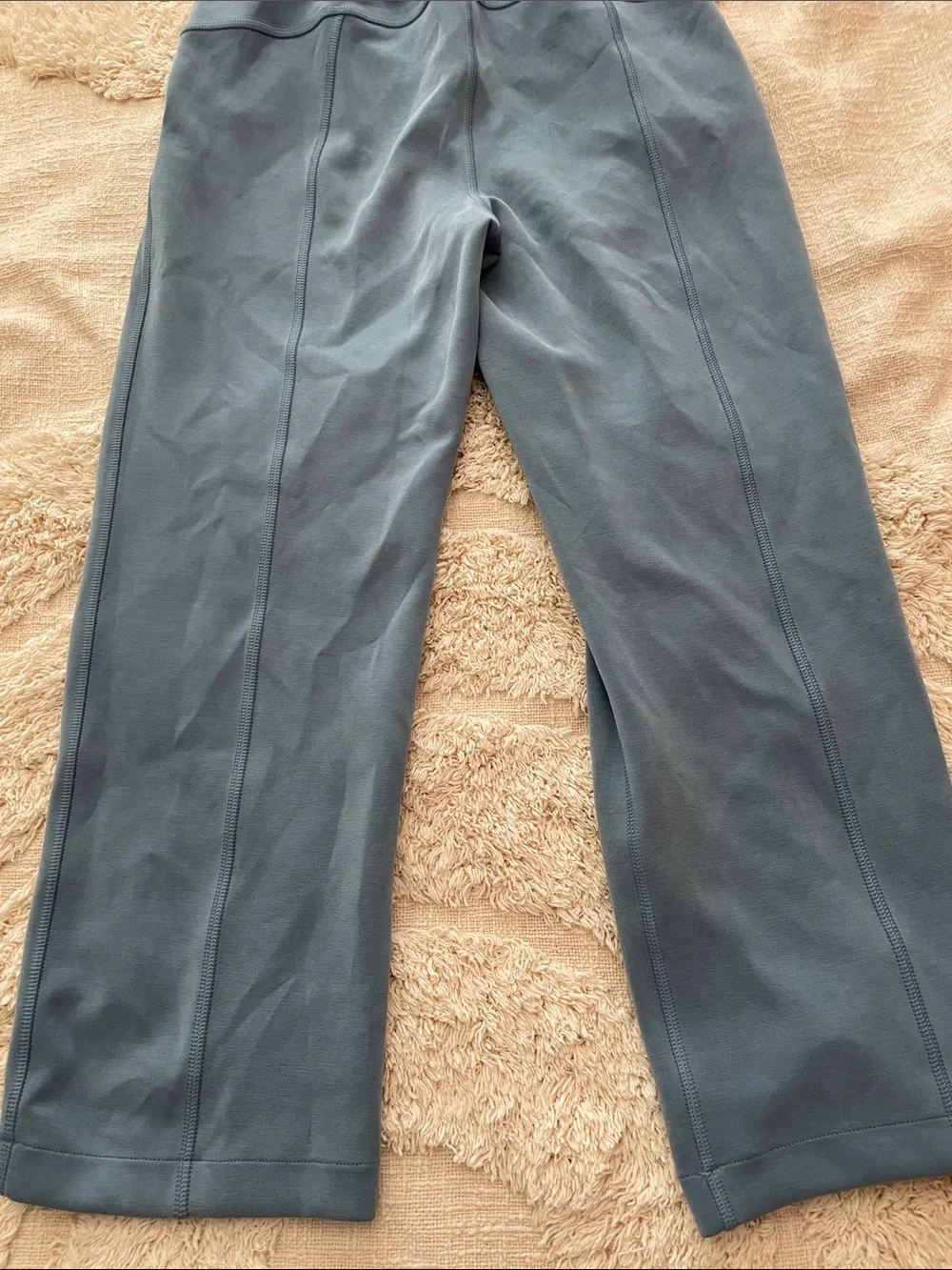lululemon athletica nwot softstreme cropped high rise utility blue size 2